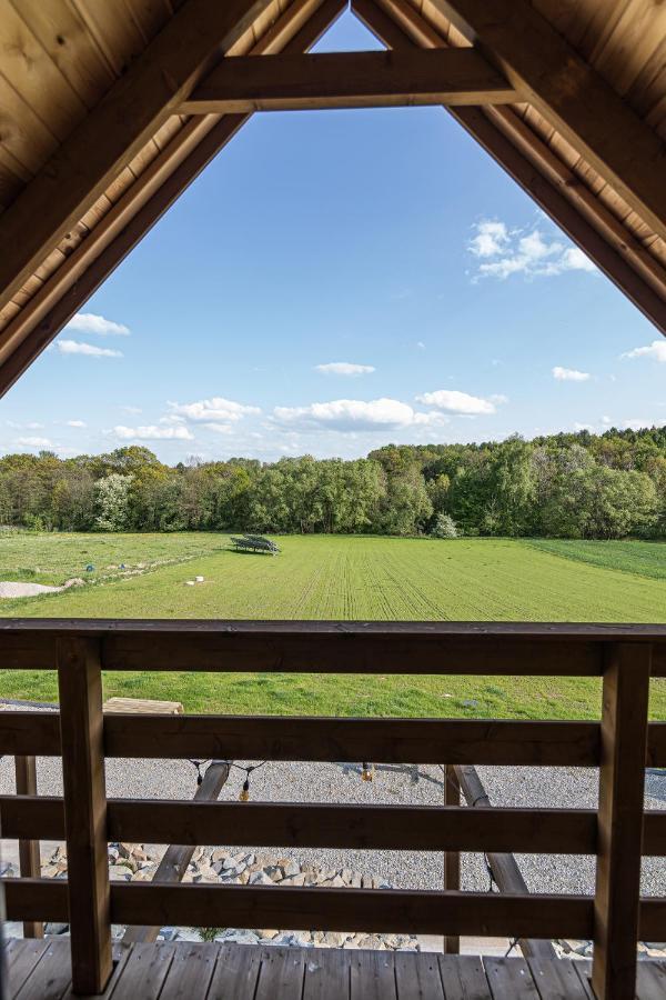 Wycisznia - Drewniane Domki Caloroczne Gieraltowiczki Esterno foto
