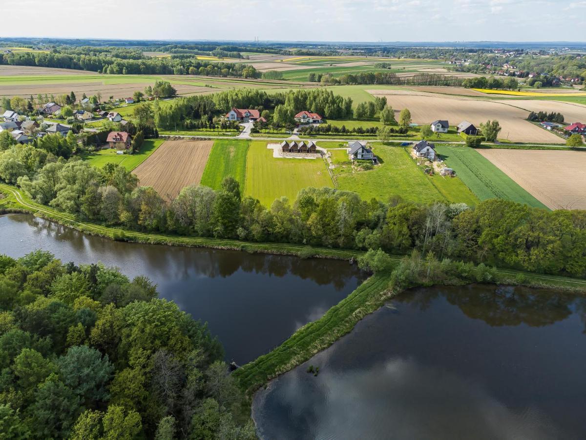 Wycisznia - Drewniane Domki Caloroczne Gieraltowiczki Esterno foto